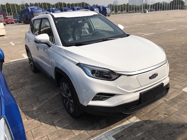 2018广州车展探馆：江淮iEV S4亮相