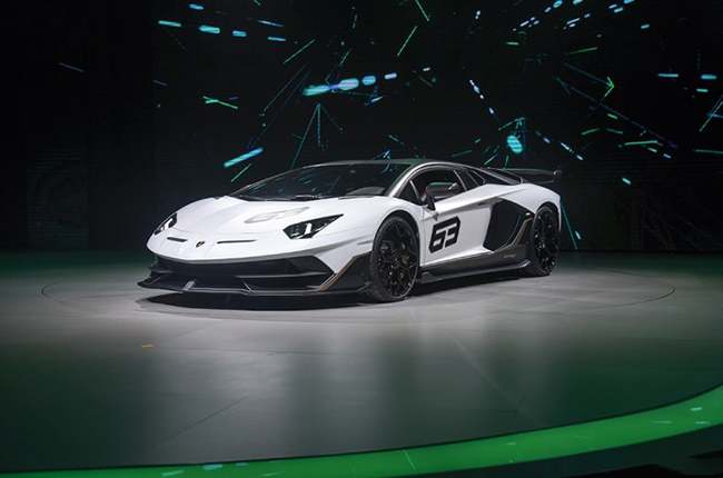 旗舰出征 Aventador SVJ 63国内首发