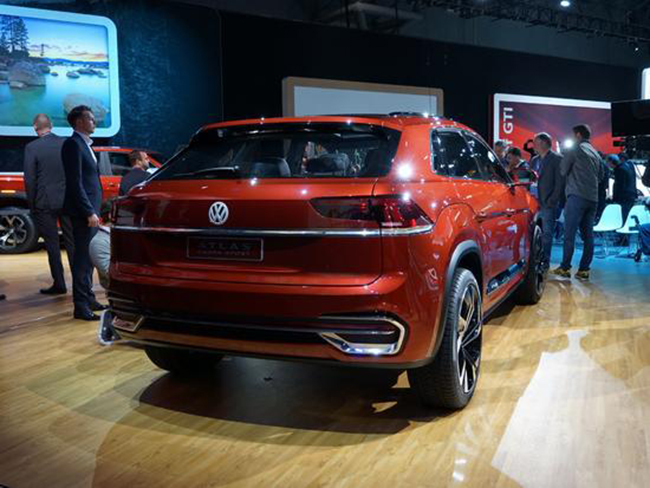  溜背中大型SUV 疑似途昂Coupe谍照曝光