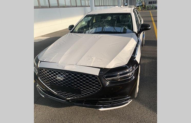 外观变化较大 曝新款Genesis G90谍照