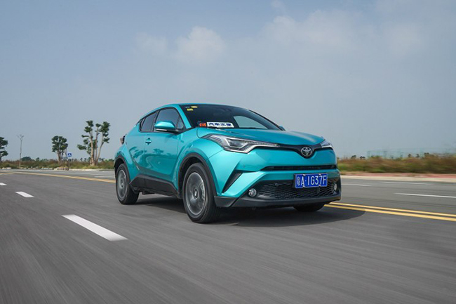 勿以空间论英雄 测试广汽丰田C-HR 2.0L