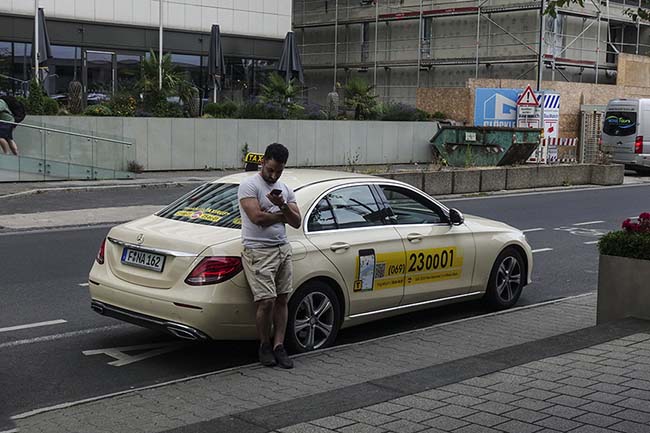德国街头都有什么车？法系车也赫然在列