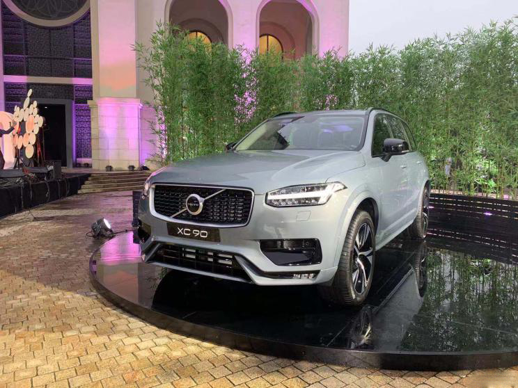 2019成都车展：新款XC90售63.39万起