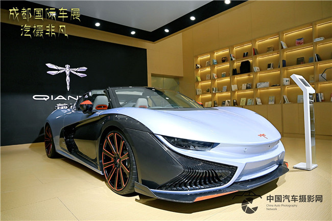 2019成都车展探馆：敞篷版前途K50，提供定制化服务的国产电动超跑